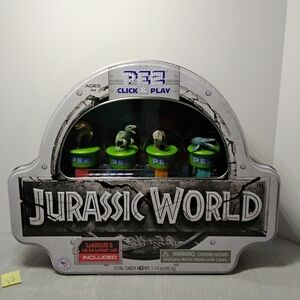 NIP PEZ Jurassic World Click & Play Gift Tin Game Board Set Dinosaurs